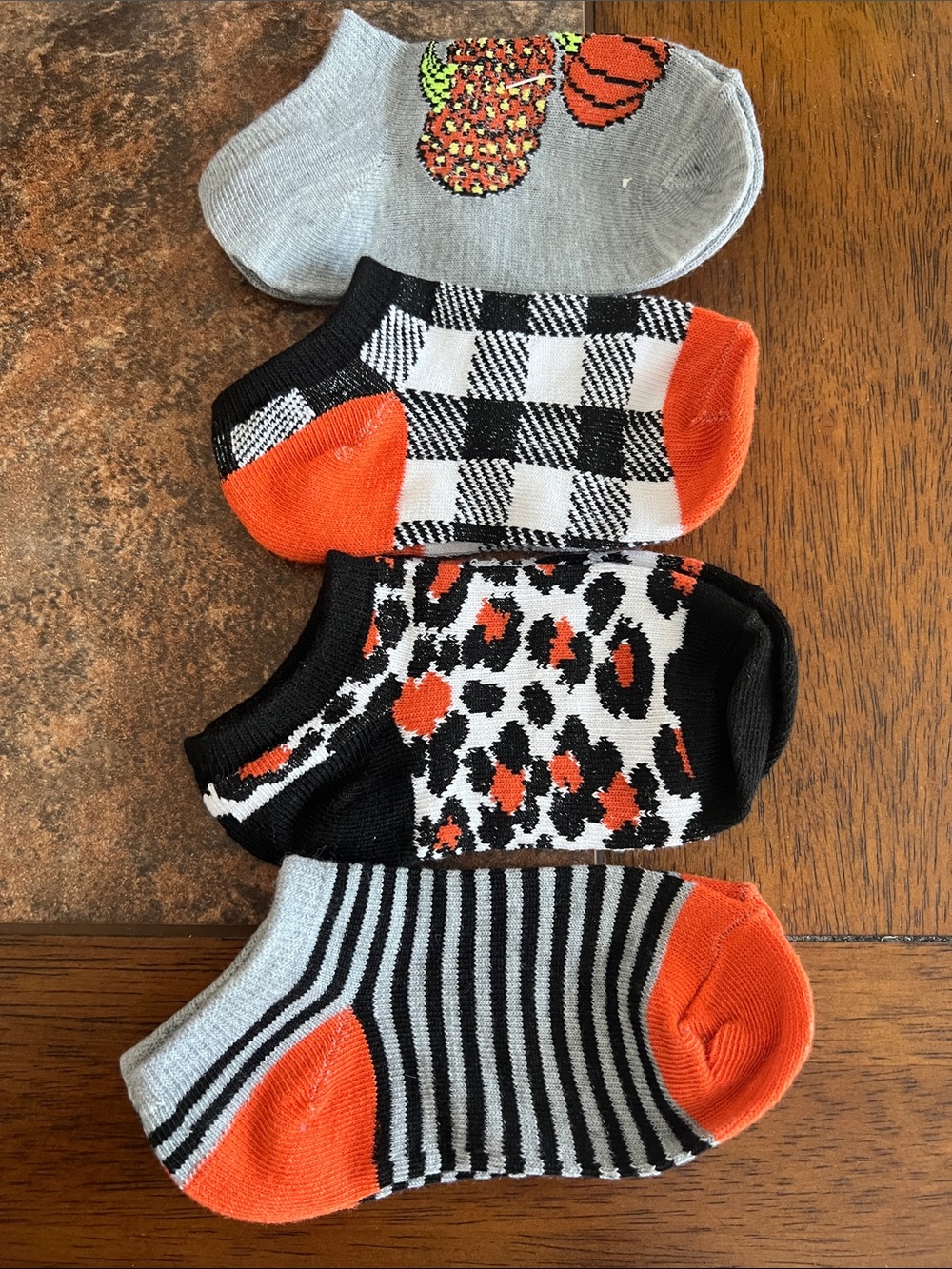 Children’s Halloween inspired Bundle of 4 pairs of socks.